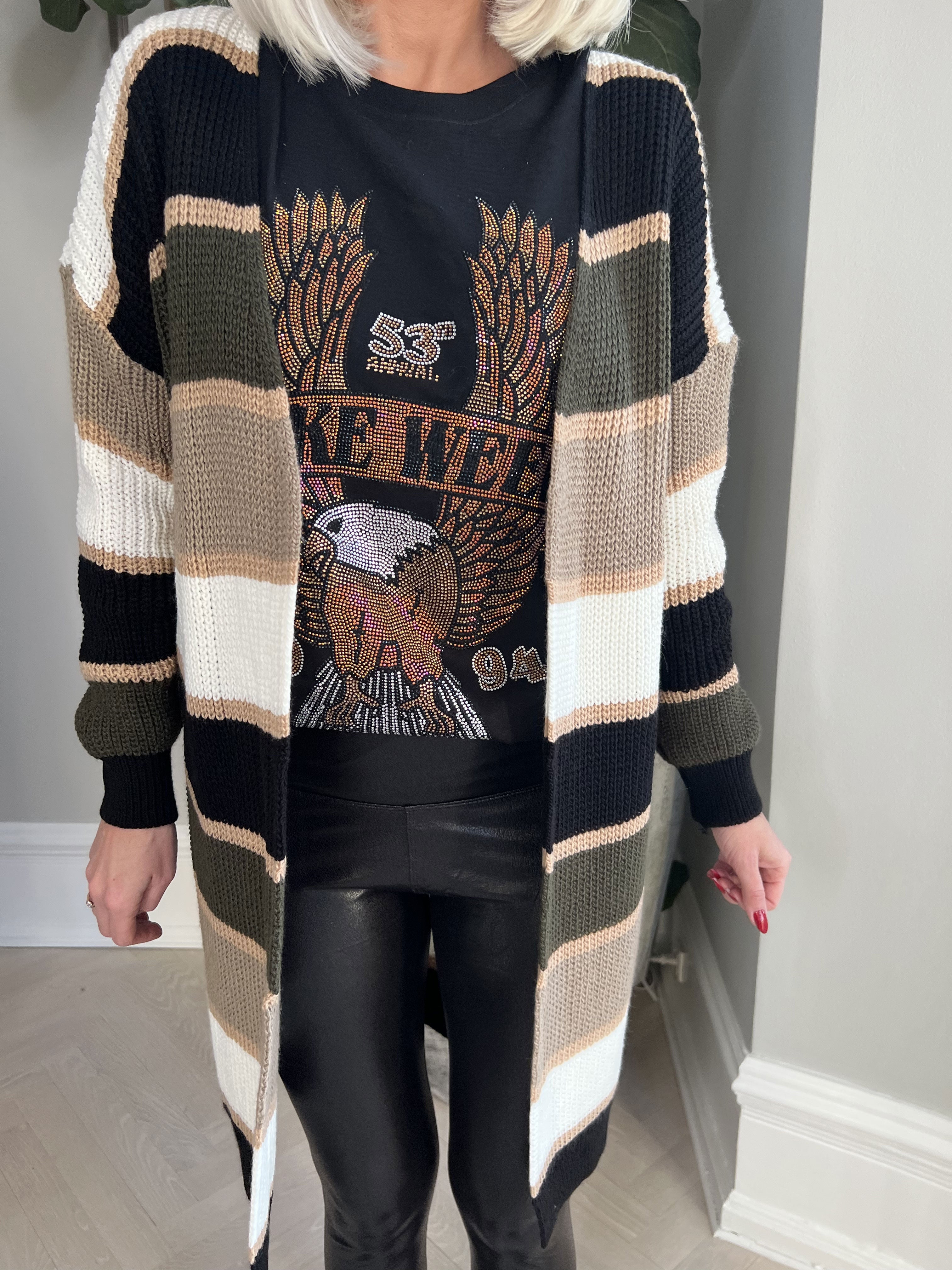 Nesrin - Multicolor randig stickad kofta